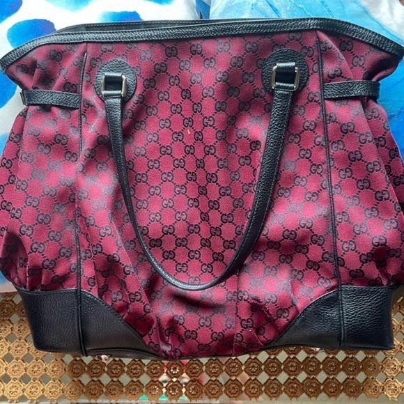 Gucci Handbags - Gucci bag Authentic Vintage